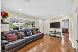 524 Henmar Dr, Mount Arlington, NJ 07850 - Photo 4