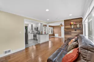 524 Henmar Dr, Mount Arlington, NJ 07850 - Photo 2