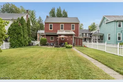 323 Water St, Belvidere, NJ 07823 - Photo 8