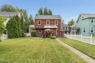 323 Water St, Belvidere, NJ 07823 - Photo 8