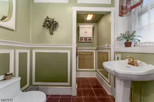 323 Water St, Belvidere, NJ 07823 - Photo 6