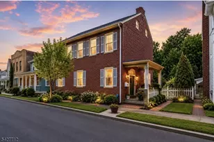 323 Water St, Belvidere, NJ 07823 - Photo 1
