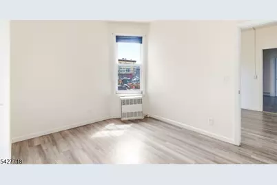 51 Richards St, Newark, NJ 07105 - Photo 18