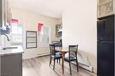 51 Richards St, Newark, NJ 07105 - Photo 30