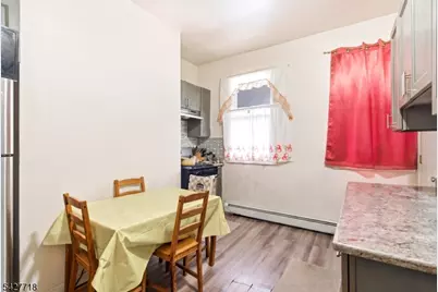 51 Richards St, Newark, NJ 07105 - Photo 4