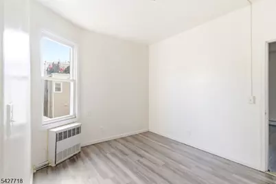 51 Richards St, Newark, NJ 07105 - Photo 16