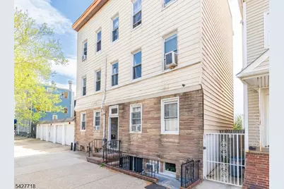 51 Richards St, Newark, NJ 07105 - Photo 2