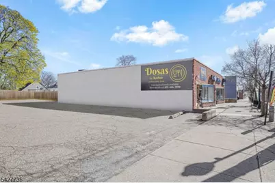 76 Market St, Clifton, NJ 07012 - Photo 2
