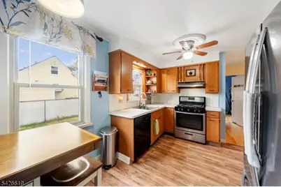 2620 Hamilton Ter, Union Township, NJ 07083 - Photo 8