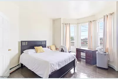 237 Astor St, Newark, NJ 07114 - Photo 38