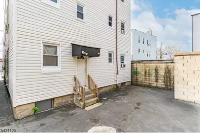 237 Astor St, Newark, NJ 07114 - Photo 48