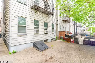 369 E Kinney St, Newark, NJ 07105 - Photo 50