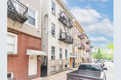 369 E Kinney St, Newark, NJ 07105 - Photo 2