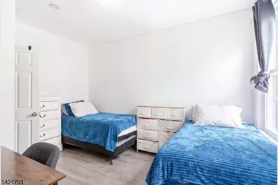 369 E Kinney St, Newark, NJ 07105 - Photo 18