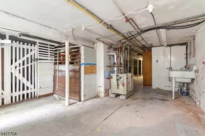 369 E Kinney St, Newark, NJ 07105 - Photo 48