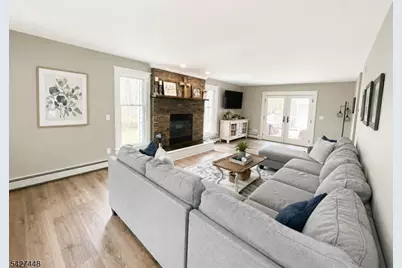 105 Orben Dr, Roxbury Township, NJ 07850 - Photo 8