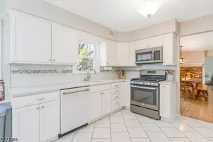 2 Sunset View Rd, Readington, NJ 08822 - Photo 16