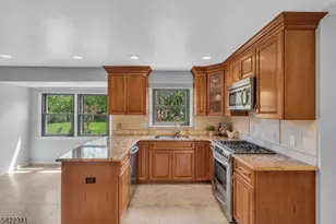 363 Rolling Knolls Way, Bridgewater, NJ 08807 - Photo 16