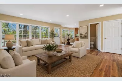 2 Log Rd, Jefferson Township, NJ 07849 - Photo 18