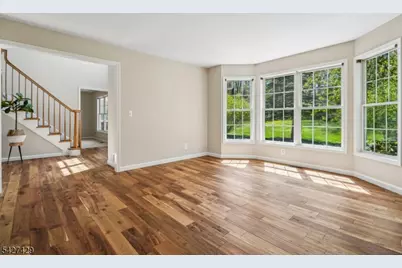 2 Log Rd, Jefferson Township, NJ 07849 - Photo 10