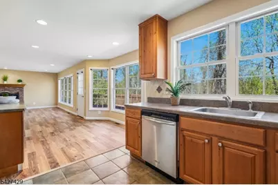 2 Log Rd, Jefferson Township, NJ 07849 - Photo 24