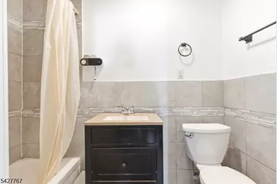 204 Parkhurst St, Newark, NJ 07114 - Photo 18