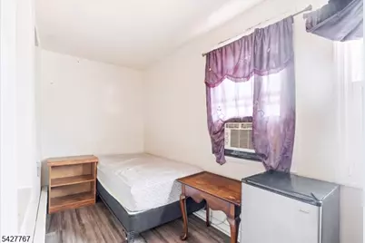 204 Parkhurst St, Newark, NJ 07114 - Photo 6