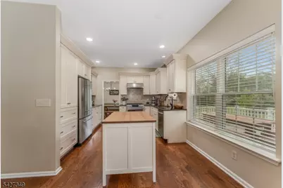 45 Grandin Court, Union Township, NJ 08802 - Photo 20