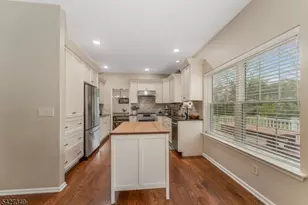 45 Grandin Ct, Union Township, NJ 08802 - Photo 20