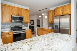 1 Turnberry Ln, Hardyston Township, NJ 07419 - Photo 8