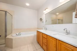 1 Turnberry Ln, Hardyston Township, NJ 07419 - Photo 12