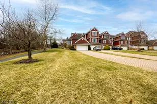 1 Turnberry Ln, Hardyston Township, NJ 07419 - Photo 2