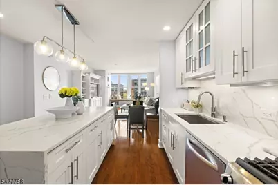 1125 Maxwell Ln #1115, Hoboken, NJ 07030 - Photo 4