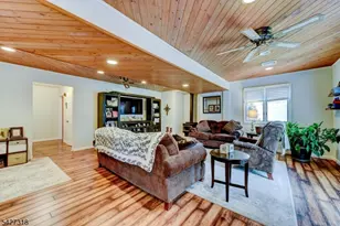 52 Ashburn Rd, Wayne, NJ 07470 - Photo 14