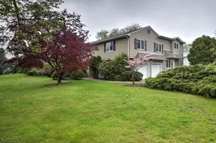 52 Ashburn Rd, Wayne, NJ 07470 - Photo 4