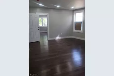 588 Bergen St #1, Newark, NJ 07108 - Photo 8