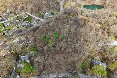 11 Alamoosook Rd, Vernon Twp., NJ 07422 - Photo 2