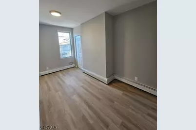 231 Clark Pl, Elizabeth, NJ 07206 - Photo 12