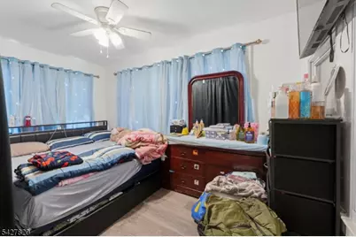 128 Carolina Ave, Newark, NJ 07106 - Photo 12