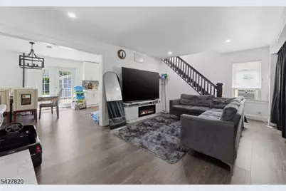 128 Carolina Ave, Newark, NJ 07106 - Photo 2