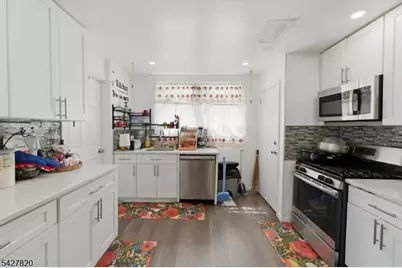 128 Carolina Ave, Newark, NJ 07106 - Photo 4