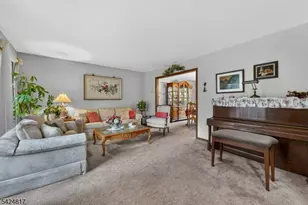2 Rittenhouse Cir, Raritan Township, NJ 08822 - Photo 4
