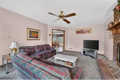 2 Rittenhouse Cir, Raritan Township, NJ 08822 - Photo 16