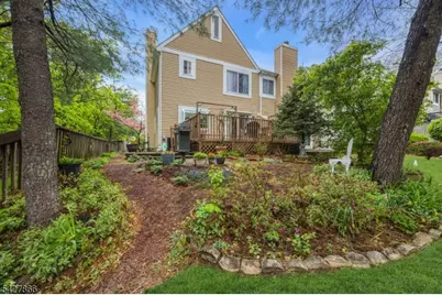 68 Hampton Ct, Hillsborough Township, NJ 08844 - Photo 32