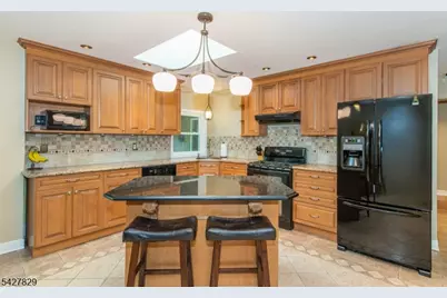 18 Stonewyck Dr, Hillsborough Township, NJ 08844 - Photo 18