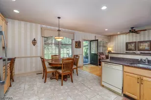59 Spring Hill Cir, Wayne Twp., NJ 07470 - Photo 14