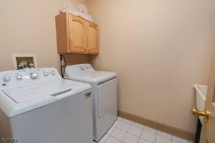 59 Spring Hill Cir, Wayne Twp., NJ 07470 - Photo 24