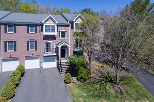 59 Spring Hill Cir, Wayne Twp., NJ 07470 - Photo 2