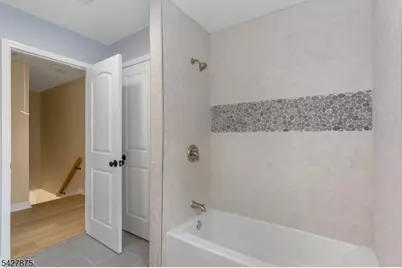 2535 Standish Ave, Union Township, NJ 07083 - Photo 12