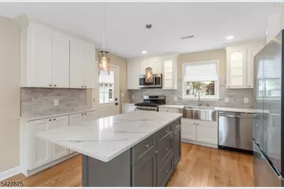 2535 Standish Ave, Union Township, NJ 07083 - Photo 6